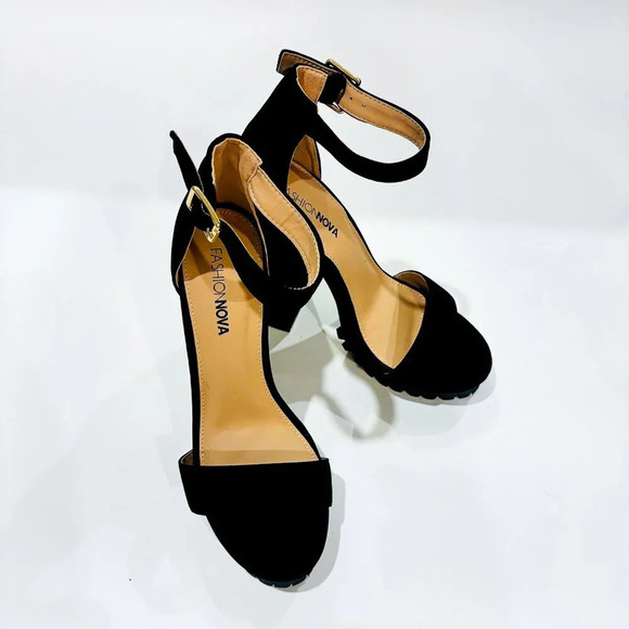 FASHION NOVA Above All Odds Black Heeled Sandals - Picture 6 of 7